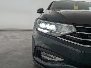 Passat Variant 4Motion 2.0 TDI Business AHK NAVI