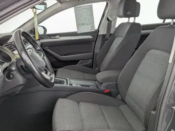 Passat Variant 4Motion 2.0 TDI Business AHK NAVI