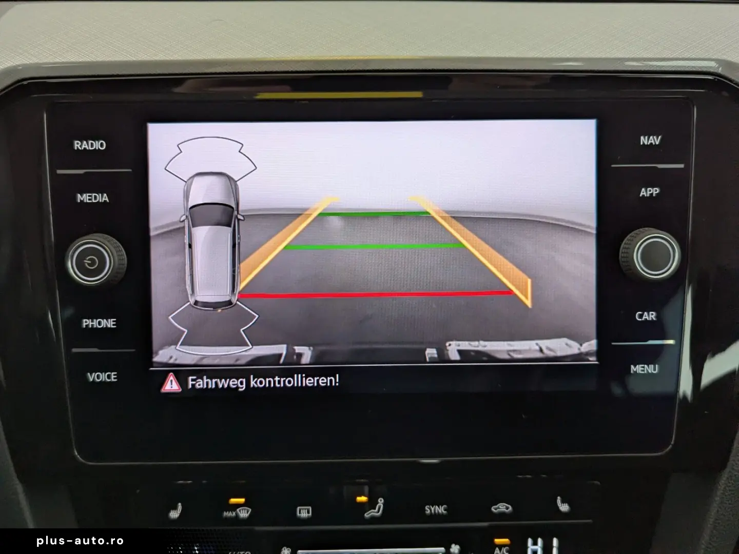 Passat Variant 4Motion 2.0 TDI Business AHK NAVI