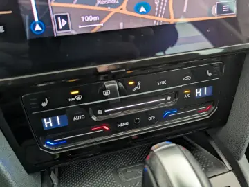 Passat Variant 4Motion 2.0 TDI Business AHK NAVI