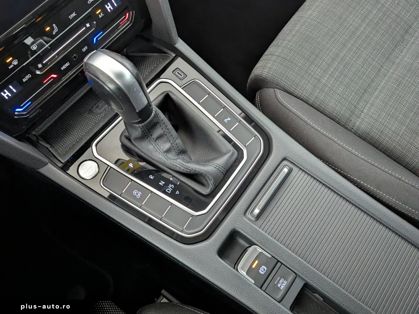 Passat Variant 4Motion 2.0 TDI Business AHK NAVI