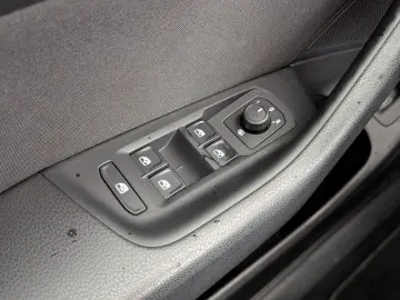 Passat Variant 4Motion 2.0 TDI Business AHK NAVI