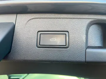 Passat Variant 2.0 TDI DSG 4MOT Busi.  AHK Virtu