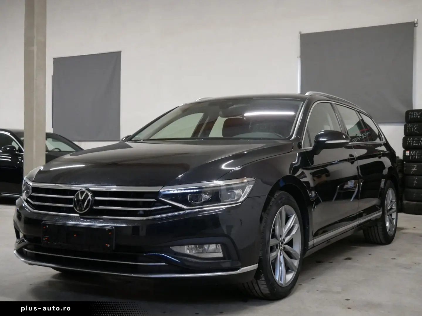 Passat Variant ELEGANCE 4M ACC 360 K TOTW AHK NV