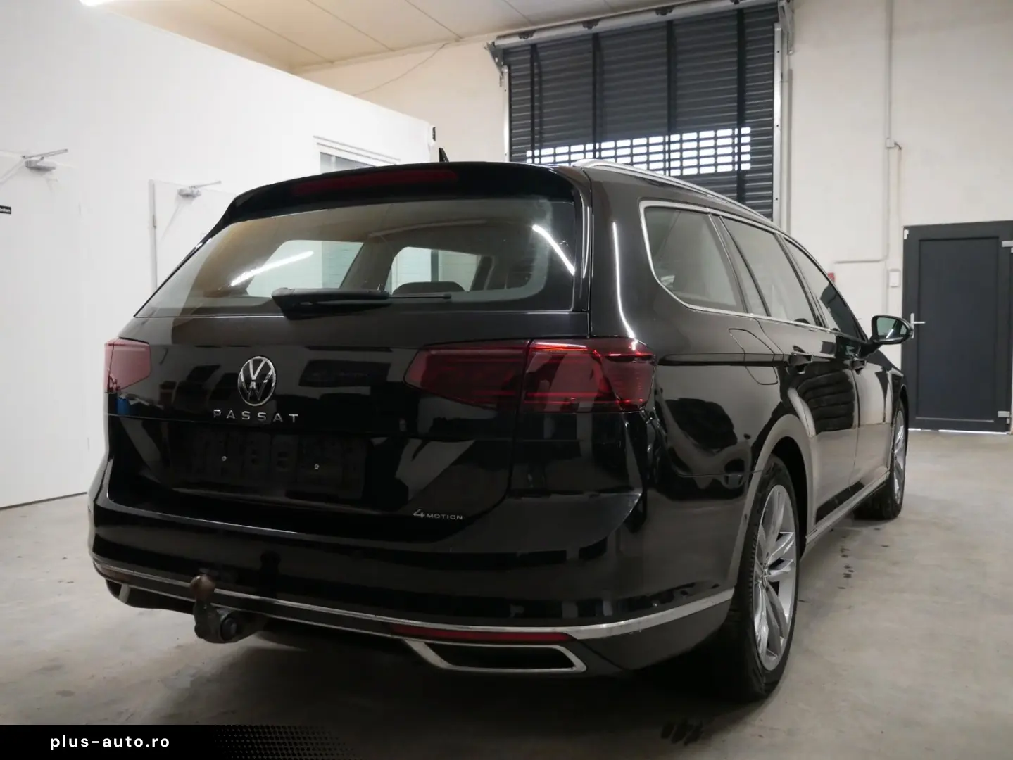 Passat Variant ELEGANCE 4M ACC 360 K TOTW AHK NV