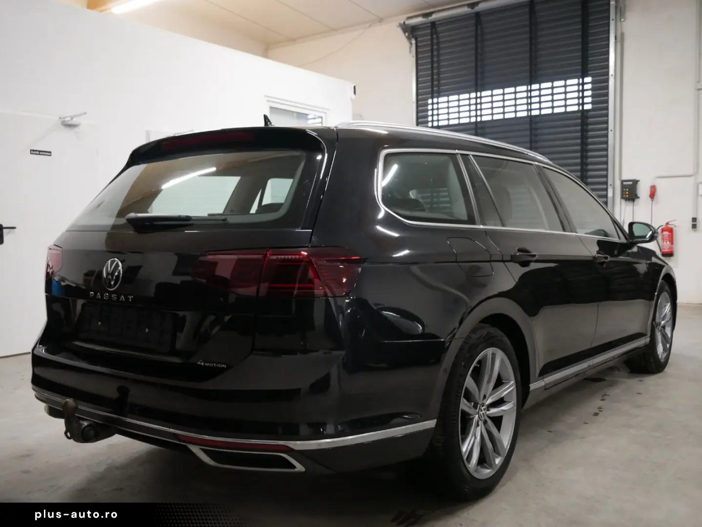 Passat Variant ELEGANCE 4M ACC 360 K TOTW AHK NV