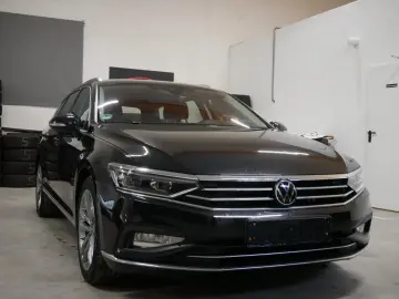 Passat Variant ELEGANCE 4M ACC 360 K TOTW AHK NV