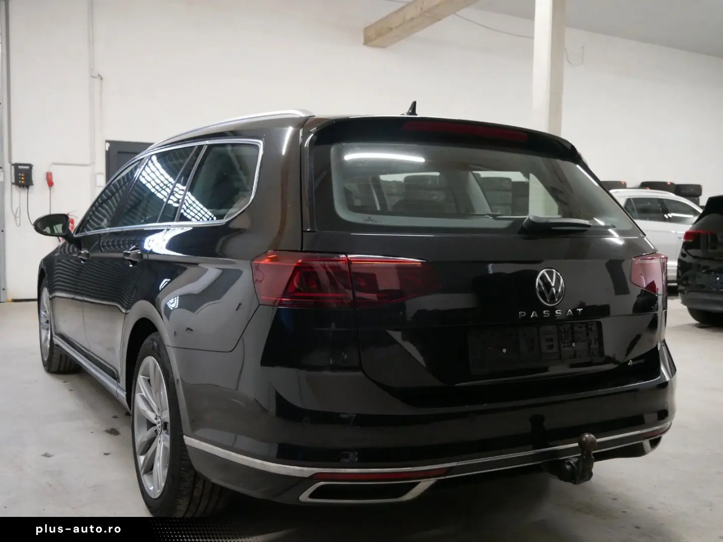 Passat Variant ELEGANCE 4M ACC 360 K TOTW AHK NV