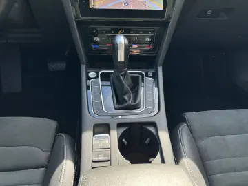 Passat Variant 2.0 TDI DSG 4M Elegance AHK Pano