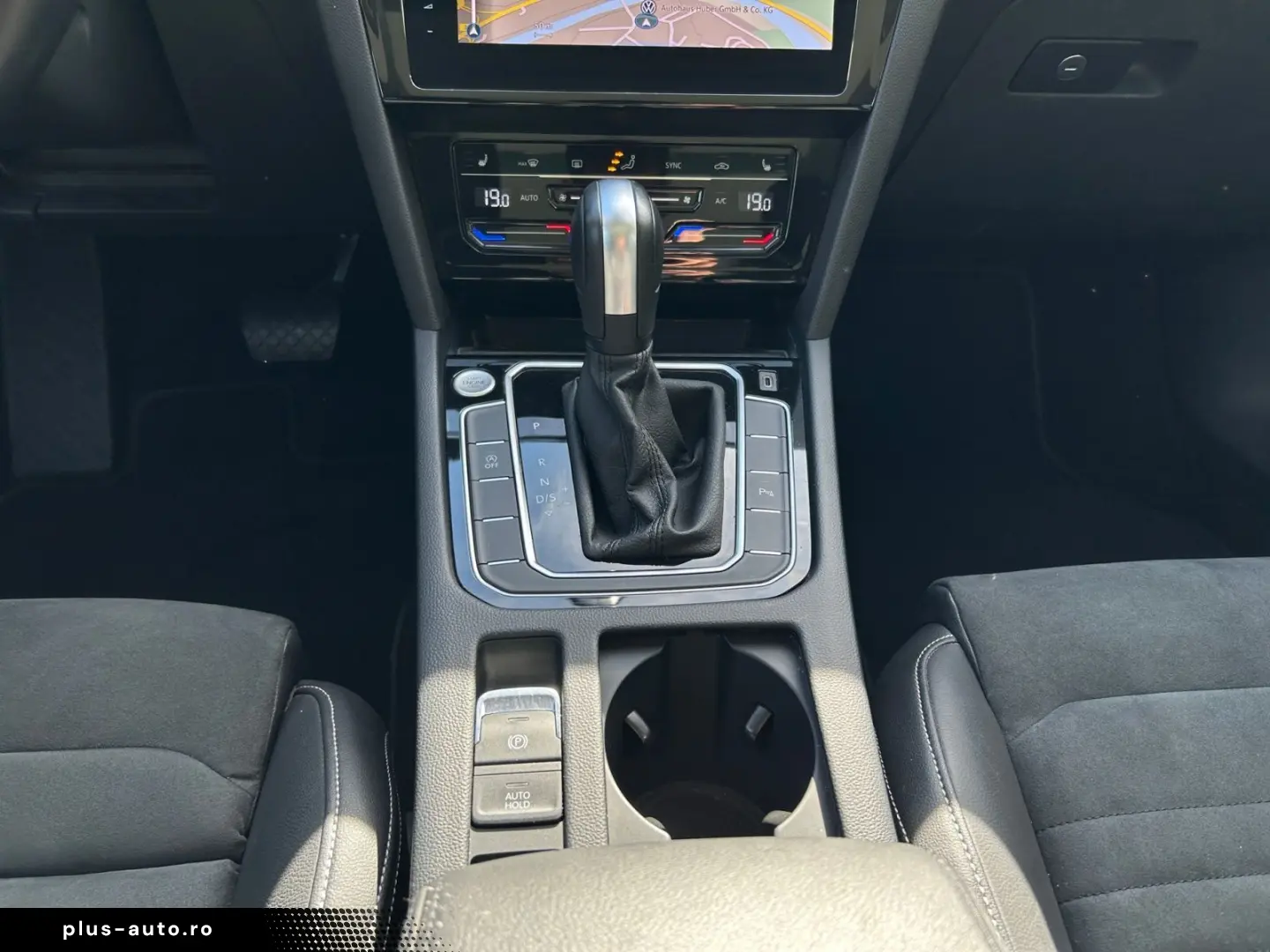 Passat Variant 2.0 TDI DSG 4M Elegance AHK Pano