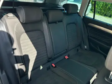 Passat Variant 2.0 TDI DSG 4M Elegance AHK Pano