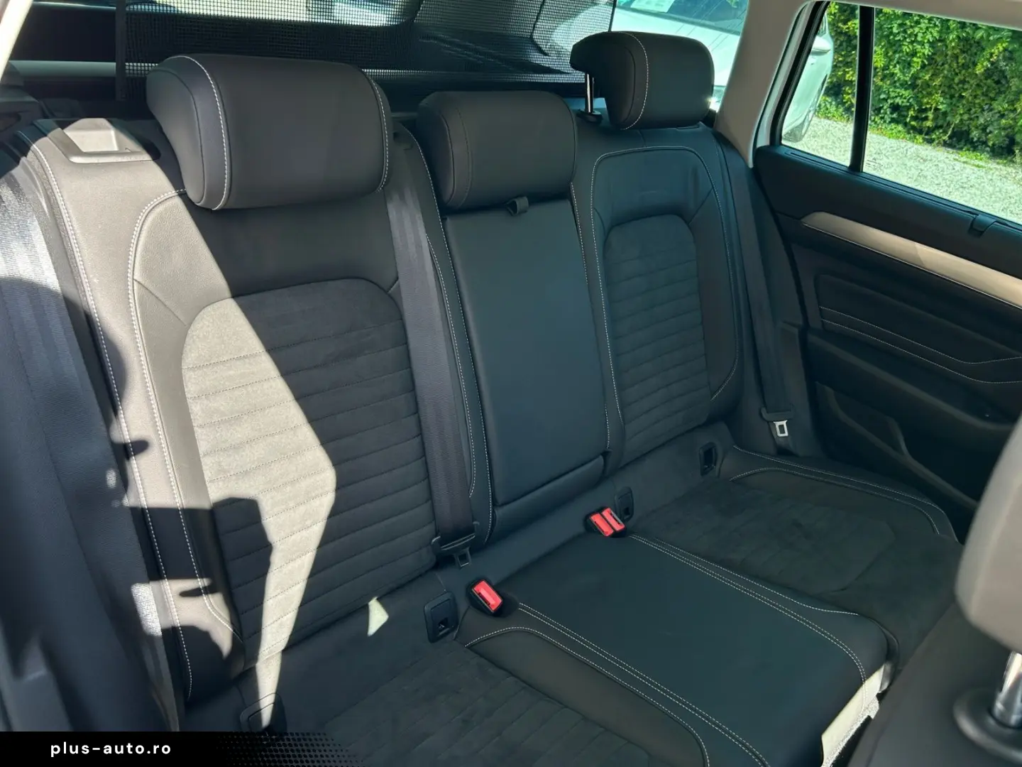 Passat Variant 2.0 TDI DSG 4M Elegance AHK Pano