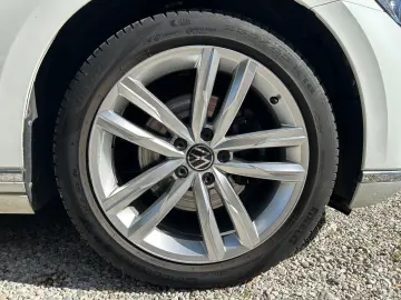 Passat Variant 2.0 TDI DSG 4M Elegance AHK Pano