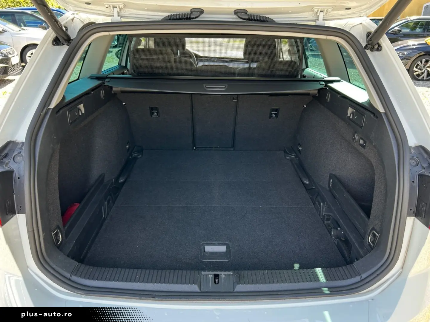 Passat Variant 2.0 TDI DSG 4M Elegance AHK Pano