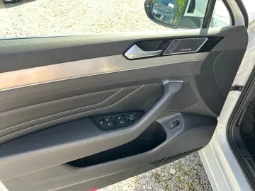 Passat Variant 2.0 TDI DSG 4M Elegance AHK Pano