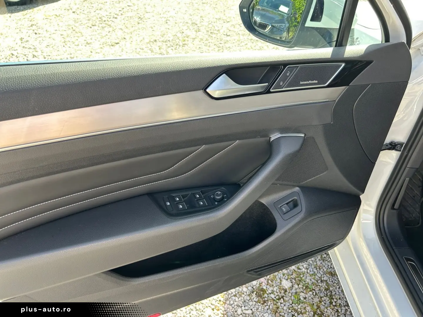 Passat Variant 2.0 TDI DSG 4M Elegance AHK Pano