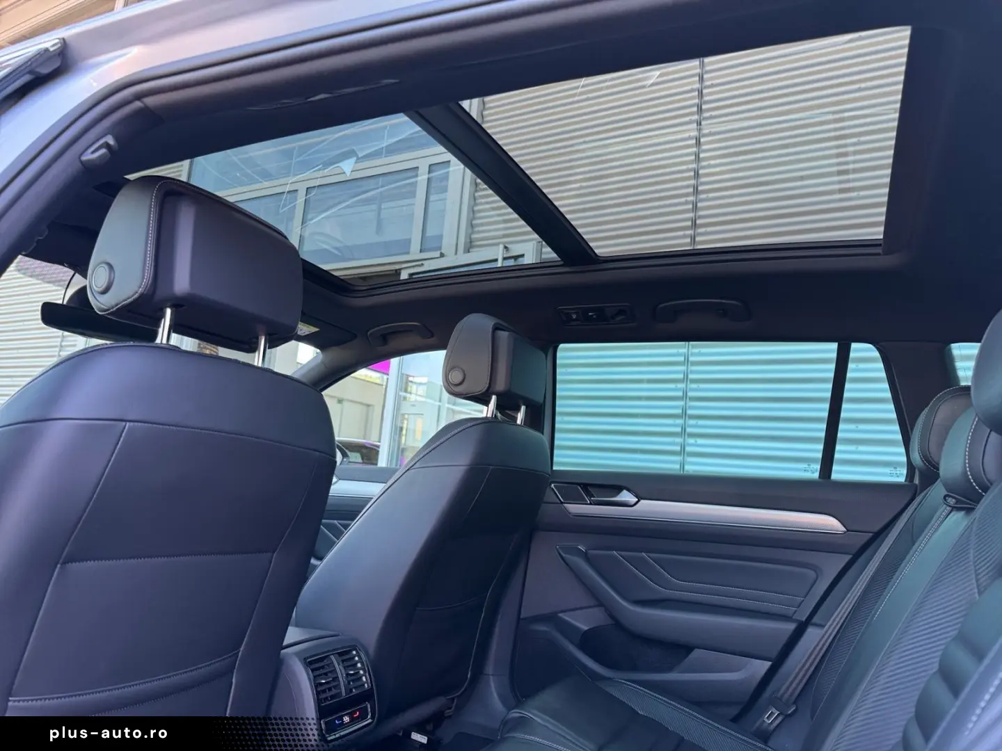 Passat Variant Elegance 2.0TDI 4M R-LINE PANO