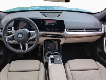 X1 sDrive20i M Sport LiCoPlus AdapLED Mem H K DA