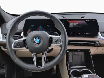 X1 sDrive20i M Sport LiCoPlus AdapLED Mem H K DA