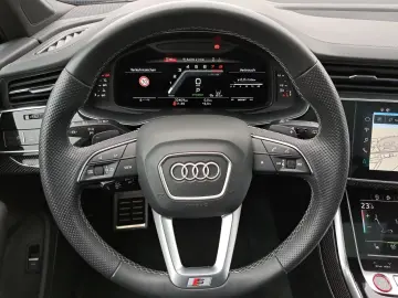 Audi SQ7 TFSI quattro