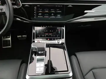 Audi SQ7 TFSI quattro
