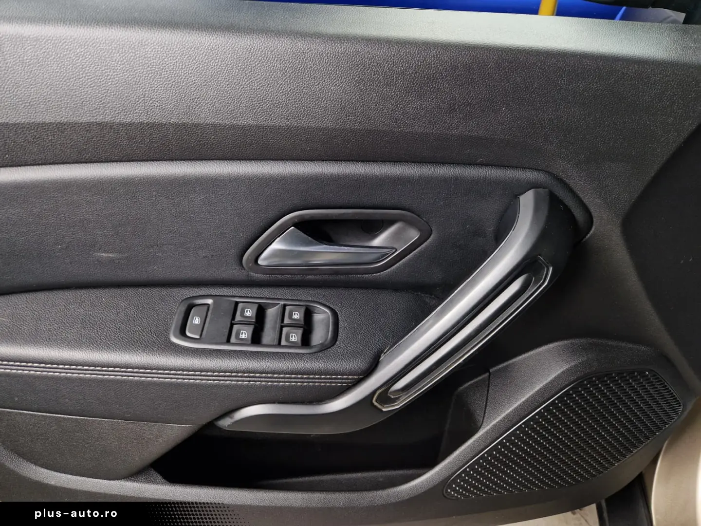 DACIA DUSTER PRESTIGE 4X4 1.6i 115CP 2019