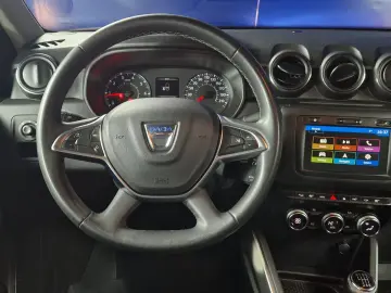 DACIA DUSTER PRESTIGE 4X4 1.6i 115CP 2019