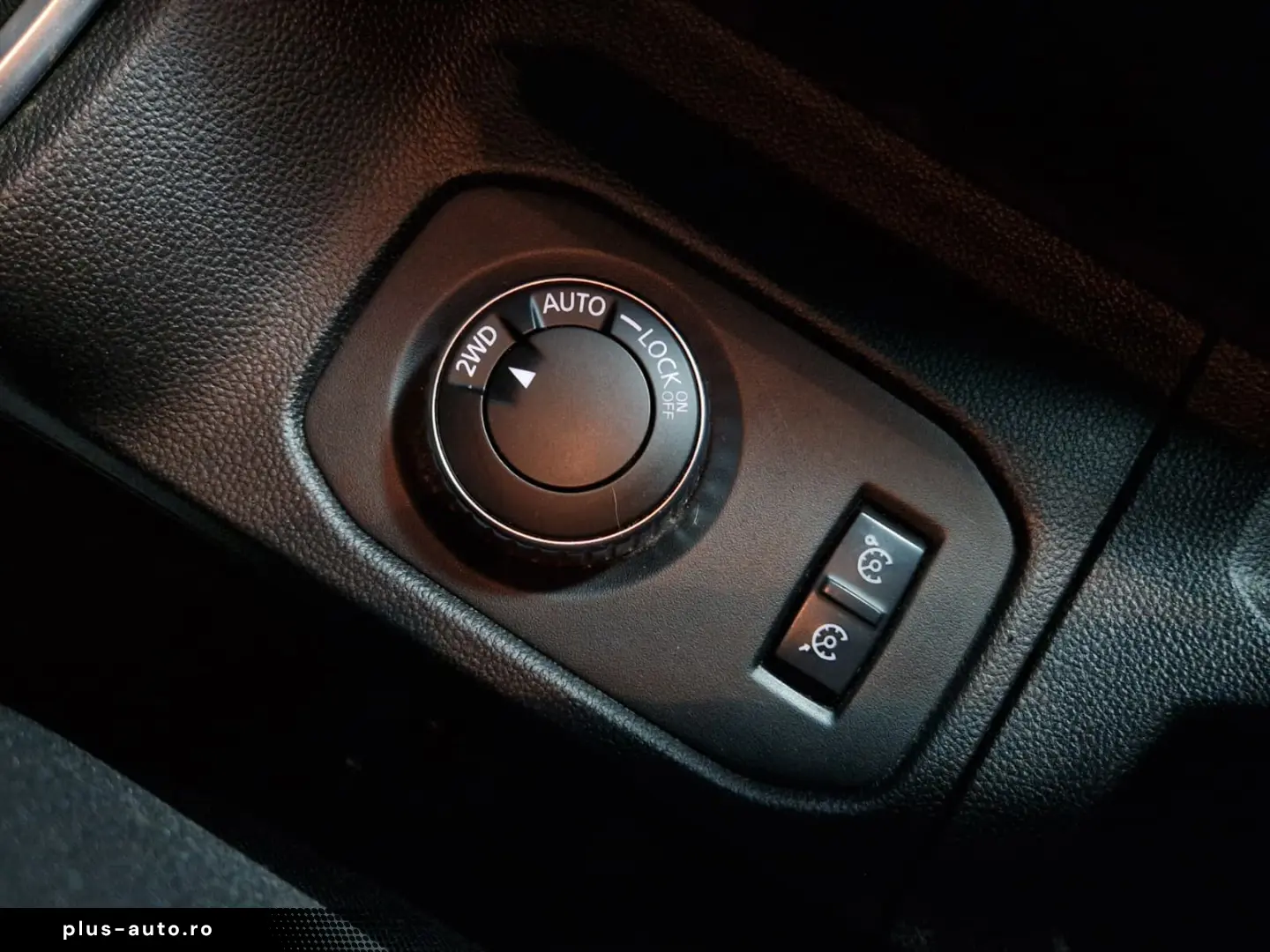 DACIA DUSTER PRESTIGE 4X4 1.6i 115CP 2019