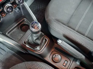 DACIA DUSTER PRESTIGE 4X4 1.6i 115CP 2019