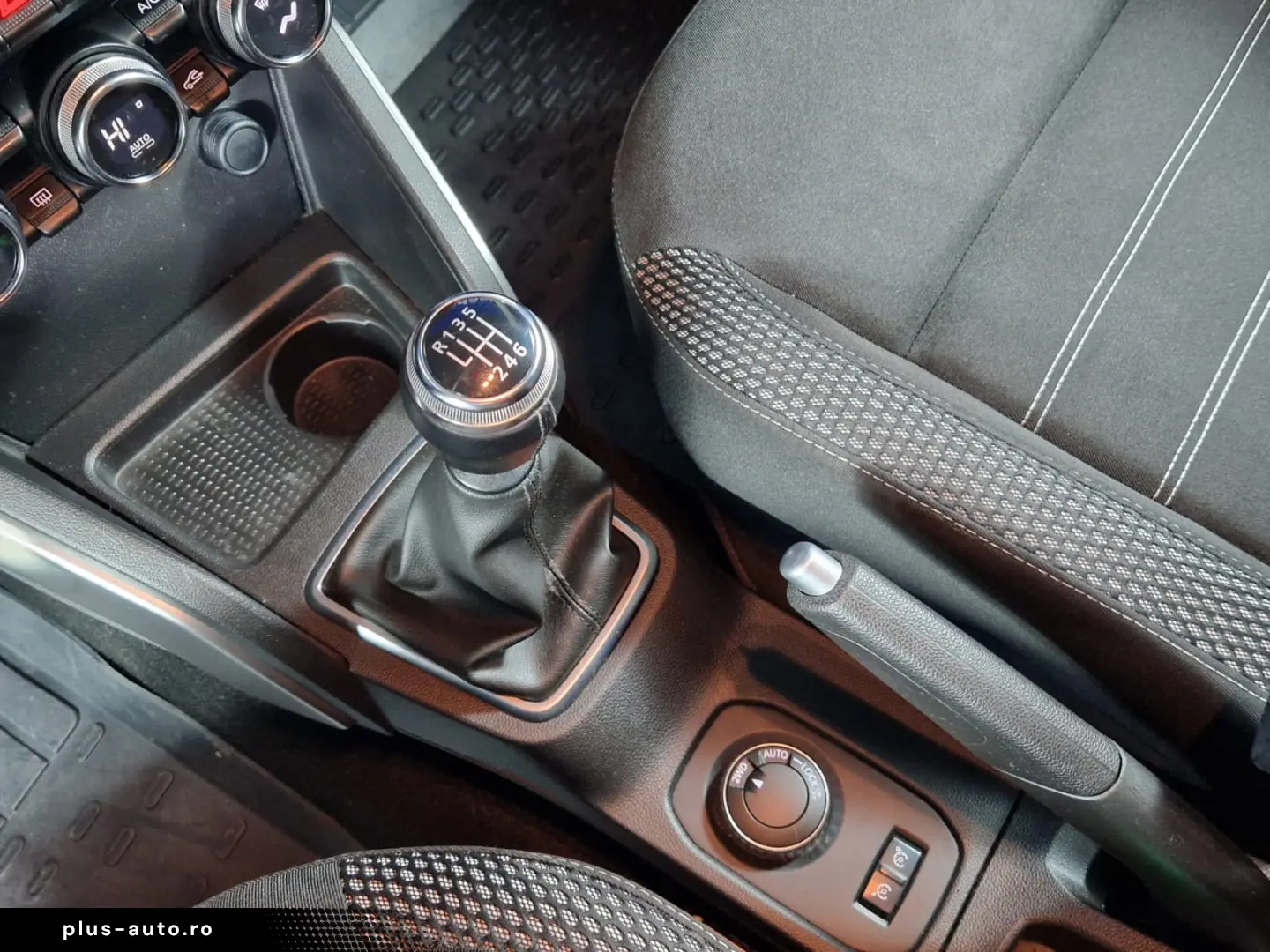 DACIA DUSTER PRESTIGE 4X4 1.6i 115CP 2019