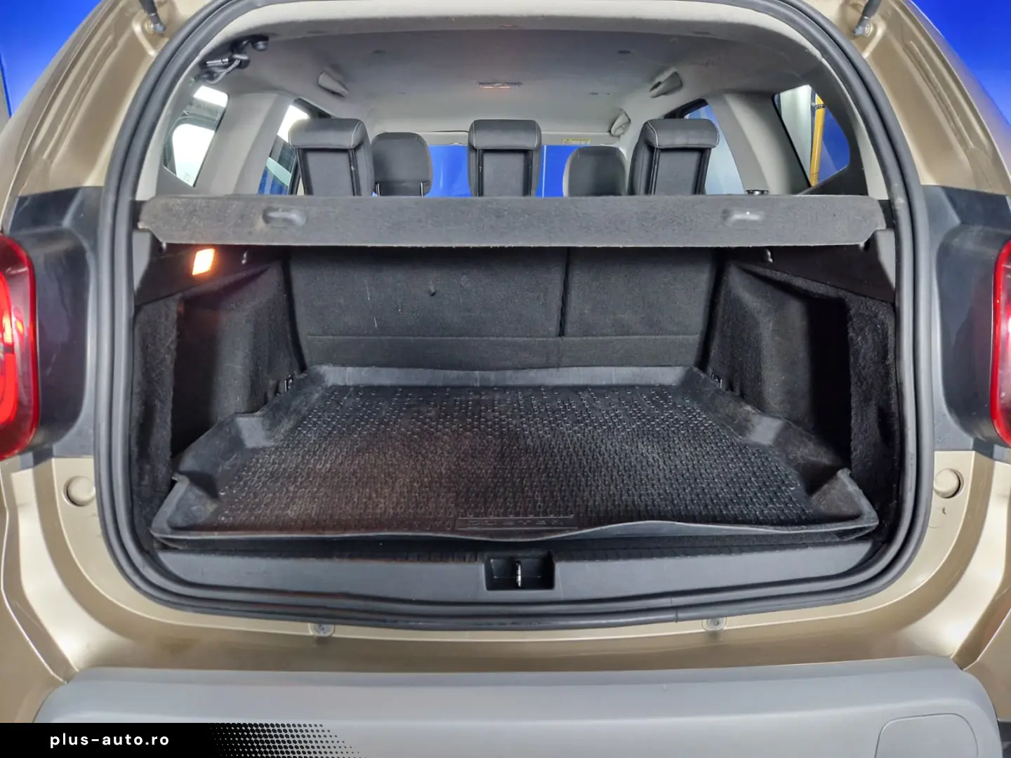 DACIA DUSTER PRESTIGE 4X4 1.6i 115CP 2019