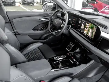 SQ6 e-tron quattro B&O 360CAM ALU20 eKLAPPE NAVI