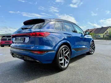 SQ6 e-tron 360 kW quattro edition one blue NP120