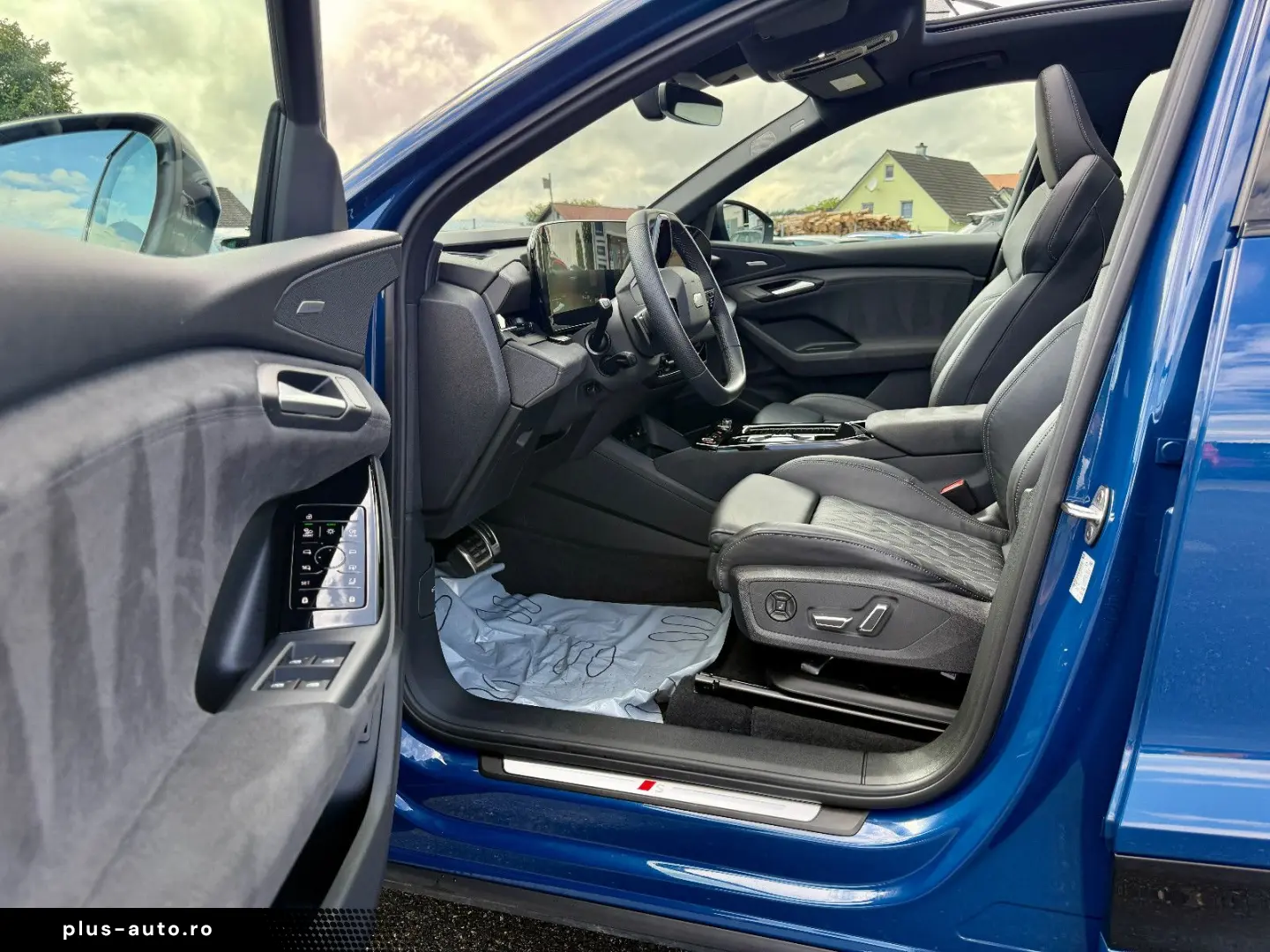 SQ6 e-tron 360 kW quattro edition one blue NP120