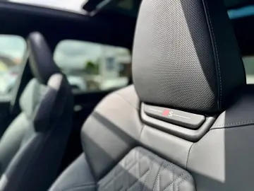 SQ6 e-tron 360 kW quattro edition one blue NP120