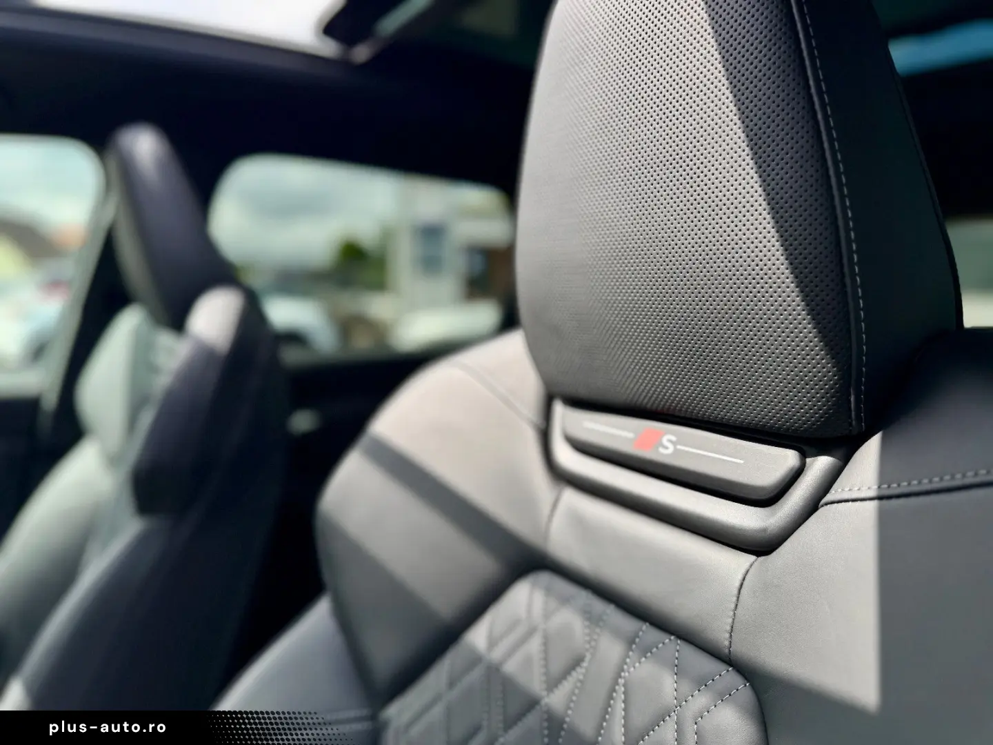 SQ6 e-tron 360 kW quattro edition one blue NP120