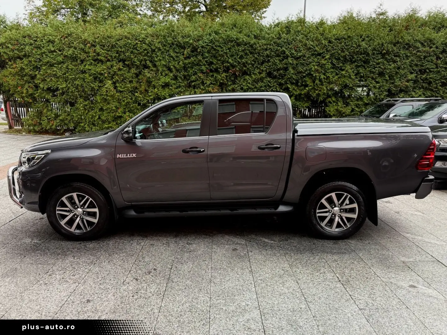 Hilux 2.4 D-4D 4x4 DoKa Executive Automata Tapiserie Piele