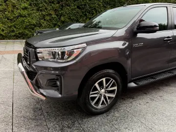 Hilux 2.4 D-4D 4x4 DoKa Executive Automata Tapiserie Piele