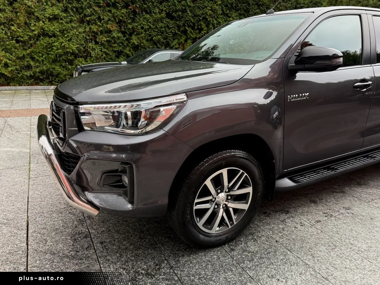 Hilux 2.4 D-4D 4x4 DoKa Executive Automata Tapiserie Piele