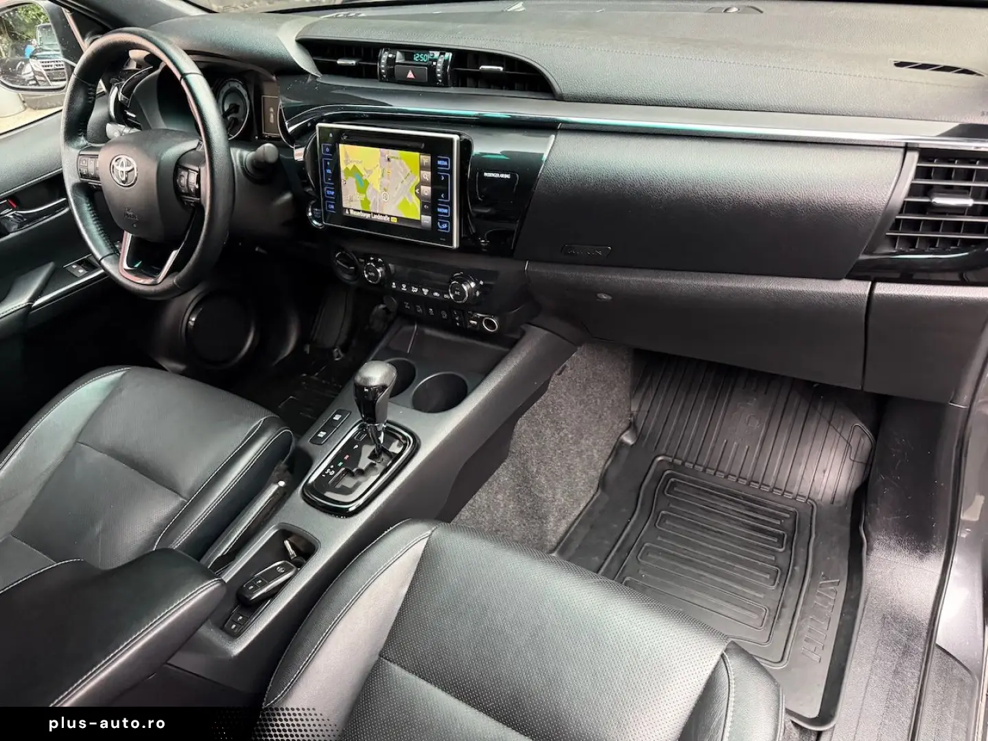 Hilux 2.4 D-4D 4x4 DoKa Executive Automata Tapiserie Piele