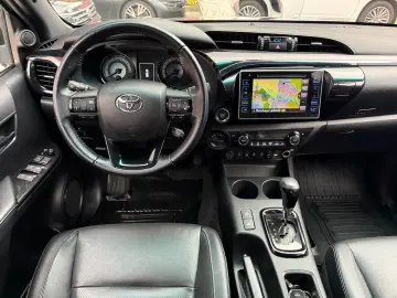 Hilux 2.4 D-4D 4x4 DoKa Executive Automata Tapiserie Piele