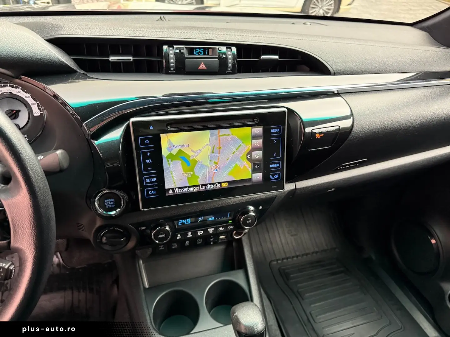 Hilux 2.4 D-4D 4x4 DoKa Executive Automata Tapiserie Piele