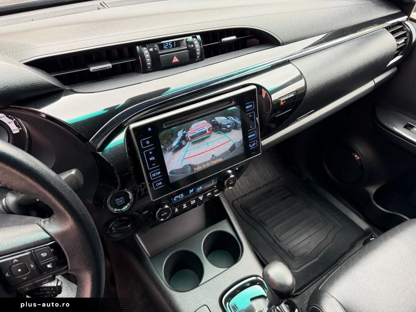 Hilux 2.4 D-4D 4x4 DoKa Executive Automata Tapiserie Piele