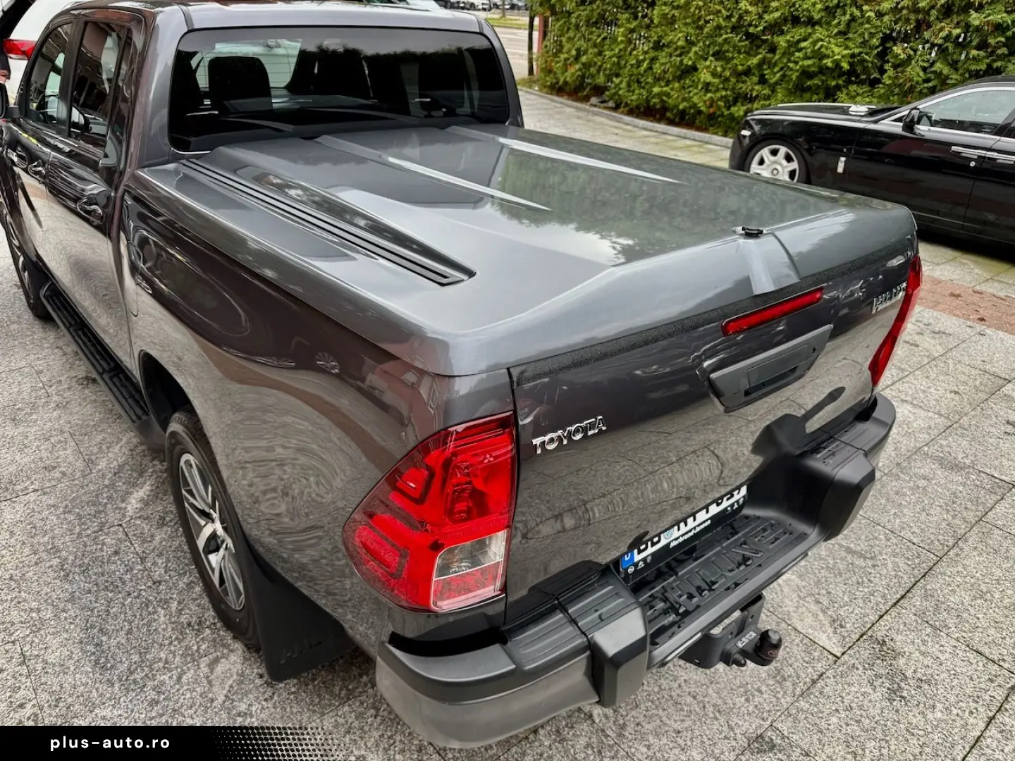 Hilux 2.4 D-4D 4x4 DoKa Executive Automata Tapiserie Piele