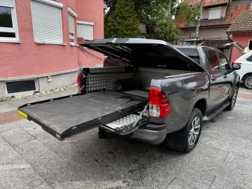 Hilux 2.4 D-4D 4x4 DoKa Executive Automata Tapiserie Piele