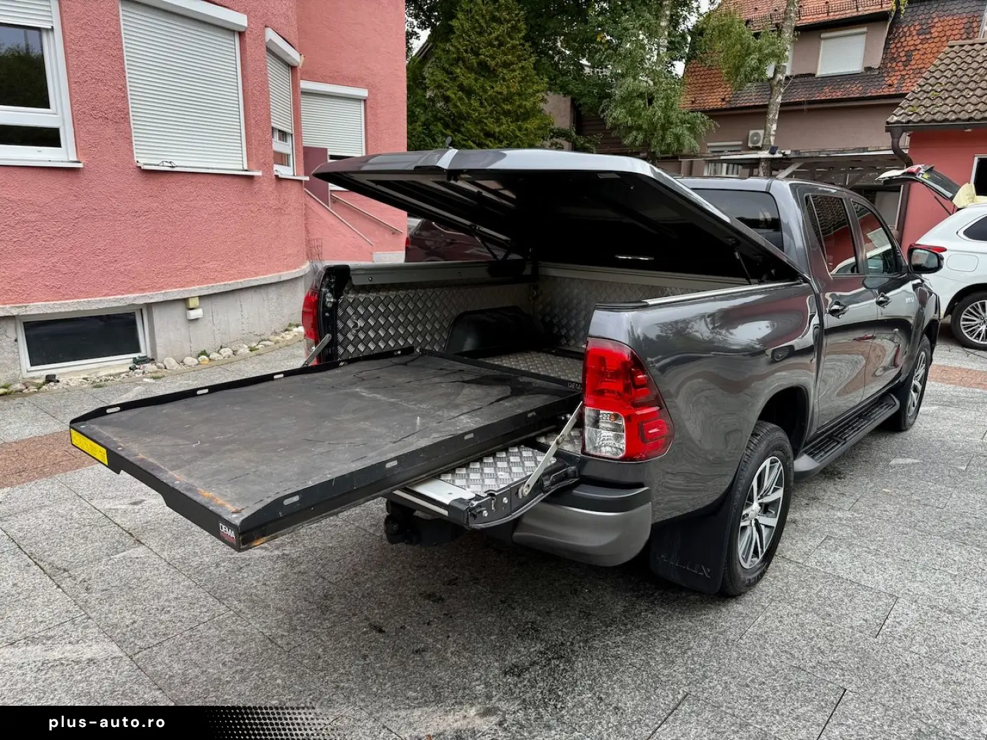 Hilux 2.4 D-4D 4x4 DoKa Executive Automata Tapiserie Piele