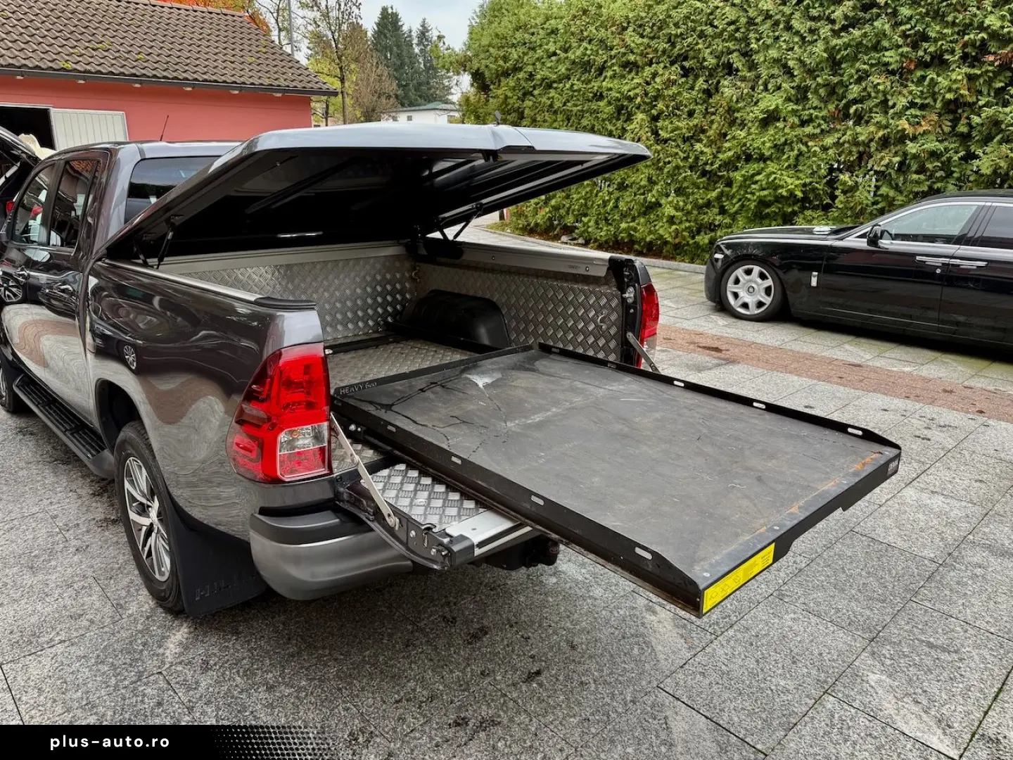 Hilux 2.4 D-4D 4x4 DoKa Executive Automata Tapiserie Piele