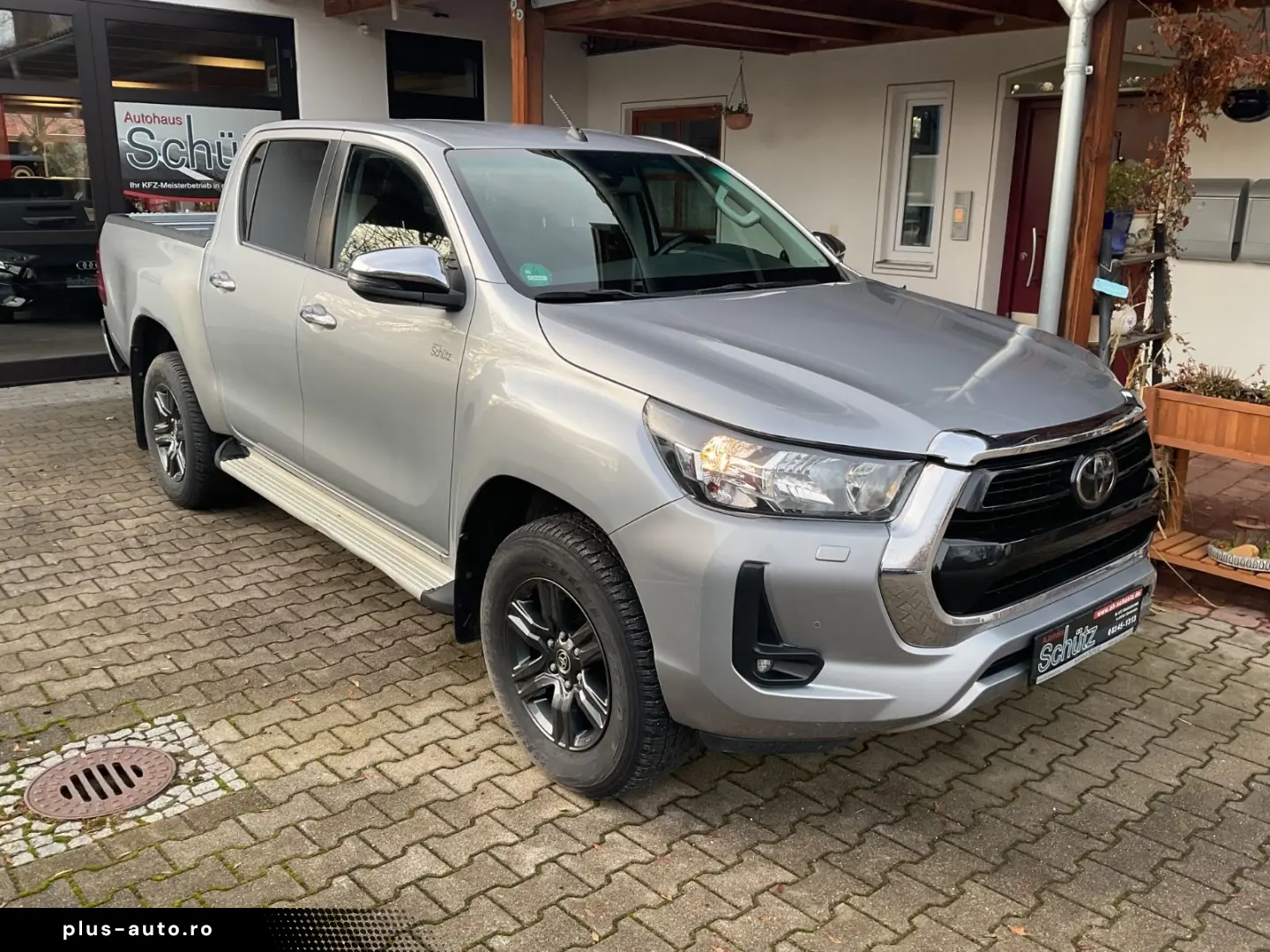 Hilux Double Cab Comfort 2.8l Ahk Sitzheiz. Navi