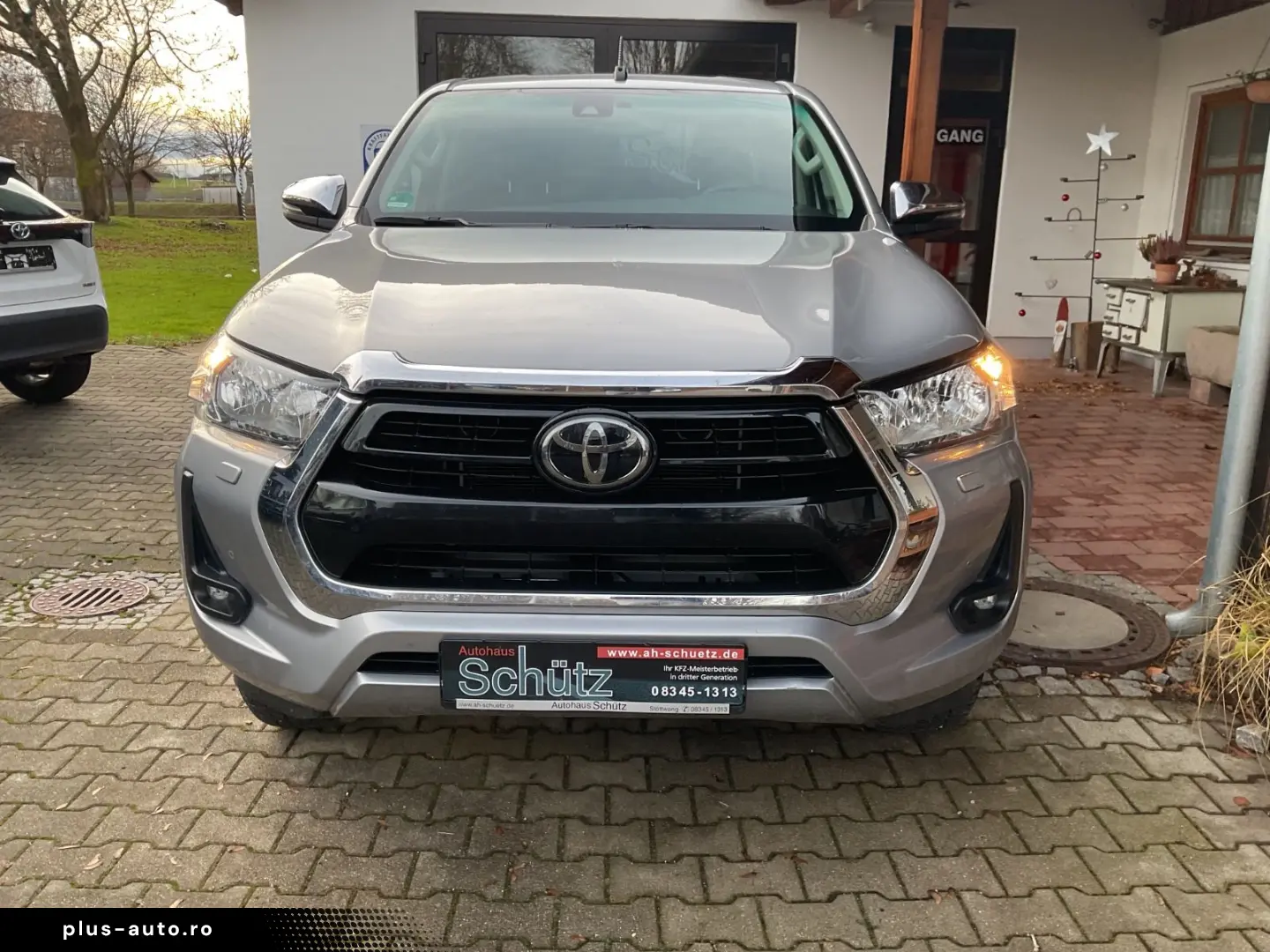 Hilux Double Cab Comfort 2.8l Ahk Sitzheiz. Navi