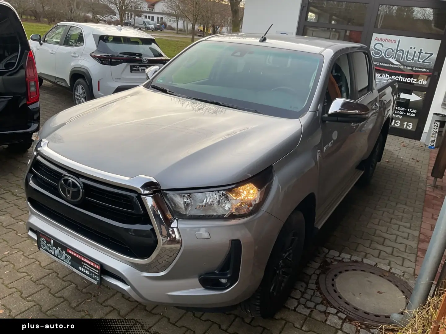 Hilux Double Cab Comfort 2.8l Ahk Sitzheiz. Navi